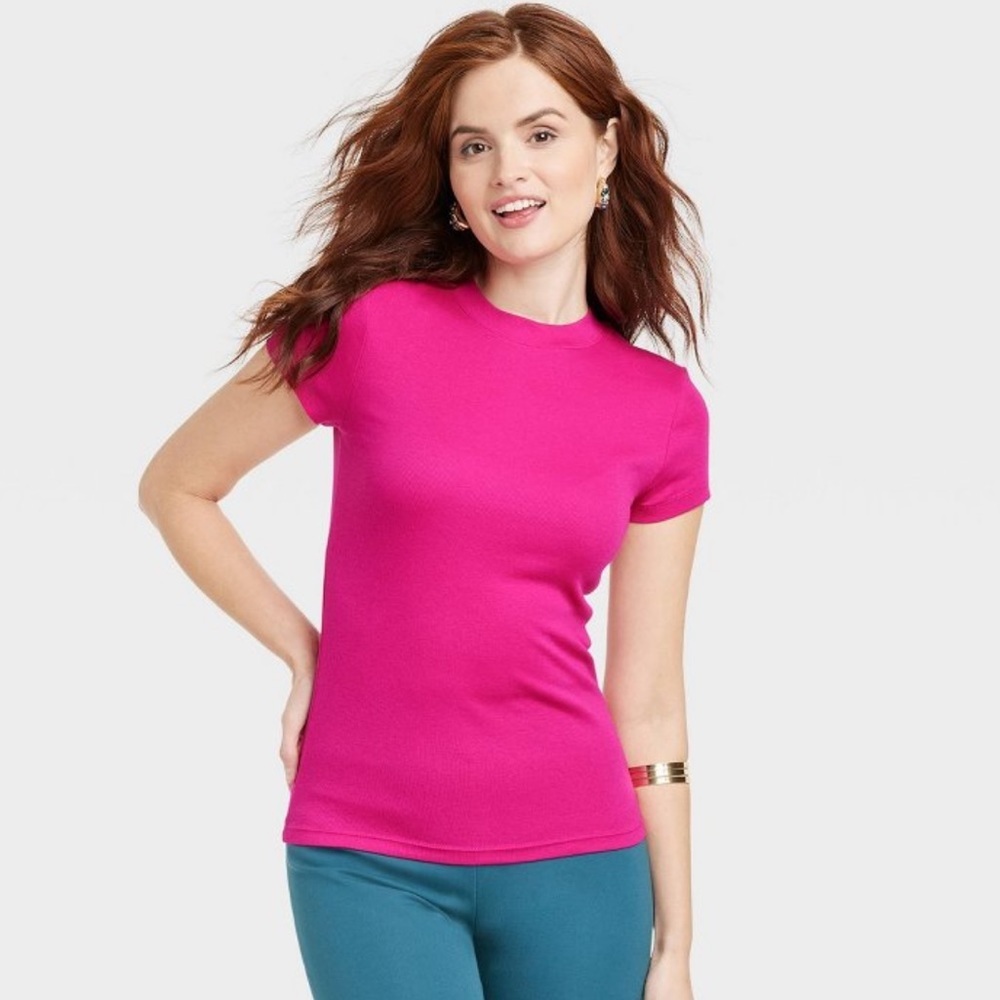 NWOT- Pink Ribbed Tshirt - a new day